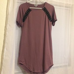 mid-thigh cute dress !